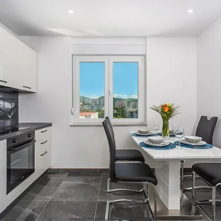 Luxury - Self Check In Apartment Rijeka