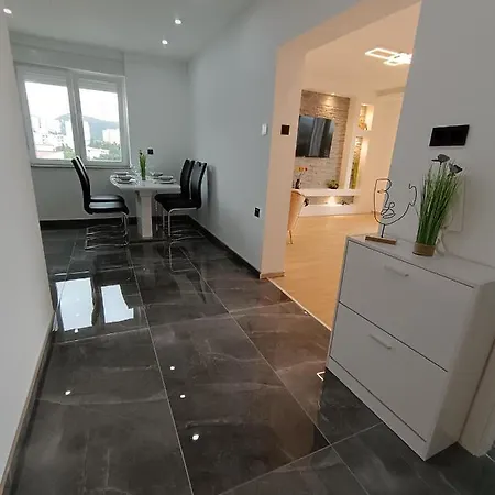 Luxury - Self Check In Apartment *